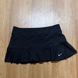 Nike size Large L Dri-Fit Black Ruffled Skirt short shorts tennis pickleball